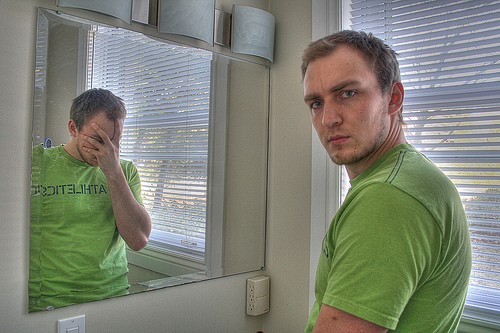 Trastornos disociativos, apego desorganizado y abuso sexual infantil